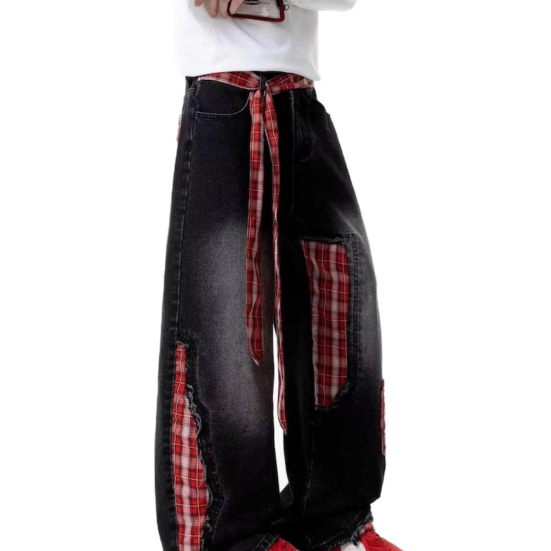 Plaid Patch Jeans | Wide Leg Denim Ribbon Detail | Daily Wear | Y2K Street Style

Wide leg denim jeans with plaid patch design and ribbon detail, perfect for casual outfits and Y2K street style fashion.