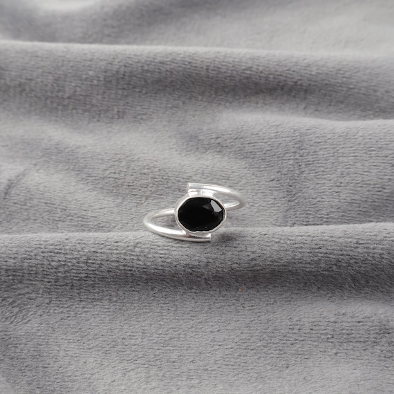 Handmade Black Onyx Ring: 925 Sterling Silver Black Gemstone Jewelry