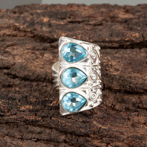 Handmade Sky Blue Topaz Ring: 925 Sterling Silver Blue Gemstone Jewelry