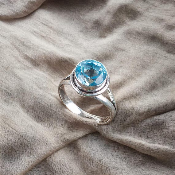 Handmade Sky Blue Topaz Ring: 925 Sterling Silver Blue Gemstone Jewelry