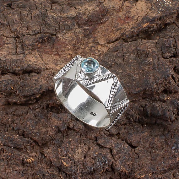 Handmade Sky Blue Topaz Ring: 925 Sterling Silver Blue Gemstone Jewelry