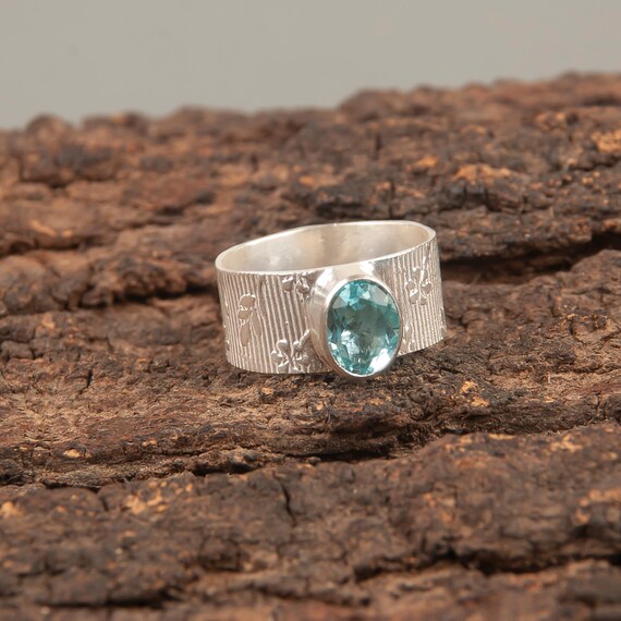 Handmade Sky Blue Topaz Ring: 925 Sterling Silver Blue Gemstone Jewelry