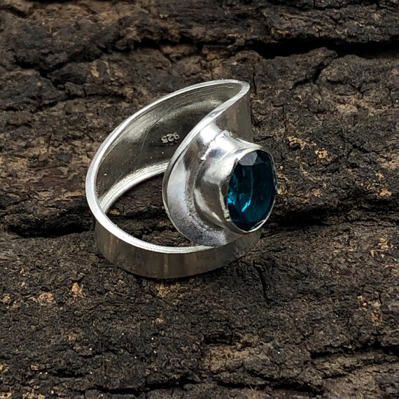 Handmade London Blue Topaz Ring: 925 Sterling Silver Blue Gemstone Jewelry
