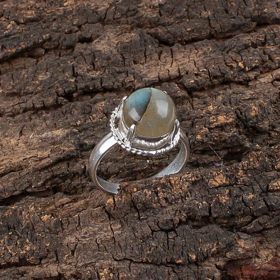 Handmade Labradorite Ring: 925 Sterling Silver Fire Gemstone Jewelry