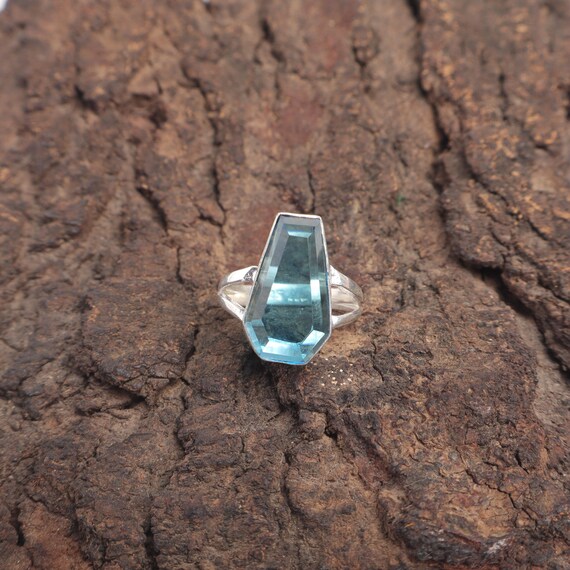 Handmade Swiss Blue Topaz Ring: 925 Sterling Silver Blue Gemstone Jewelry