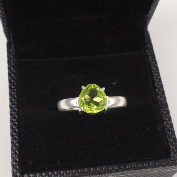 Handmade Peridot Ring: 925 Sterling Silver Green Gemstone Jewelry