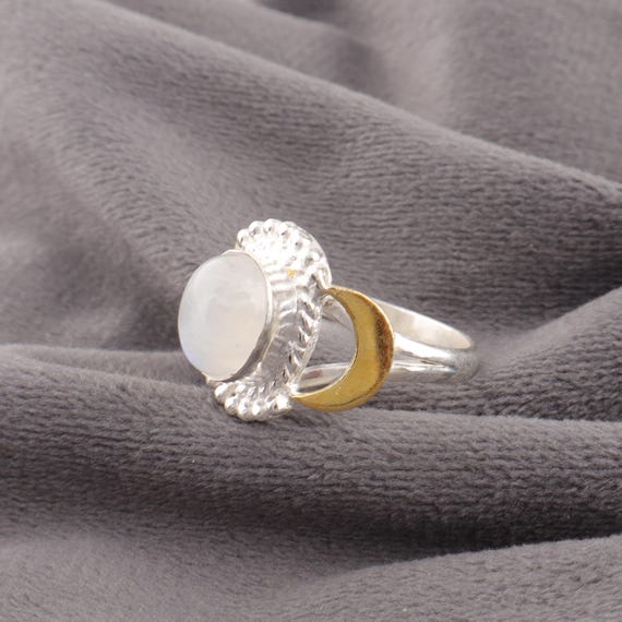 Handmade Rainbow moonstone Ring: 925 Sterling Silver Fire Gemstone Jewelry