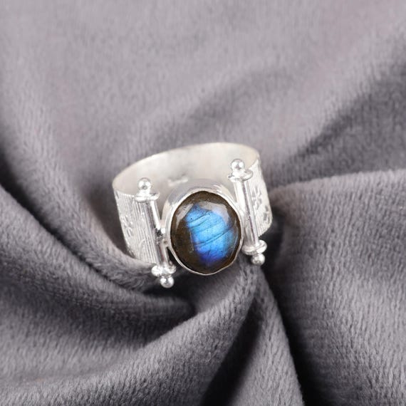 Handmade Labradorite Ring: 925 Sterling Silver Fire Gemstone Jewelry