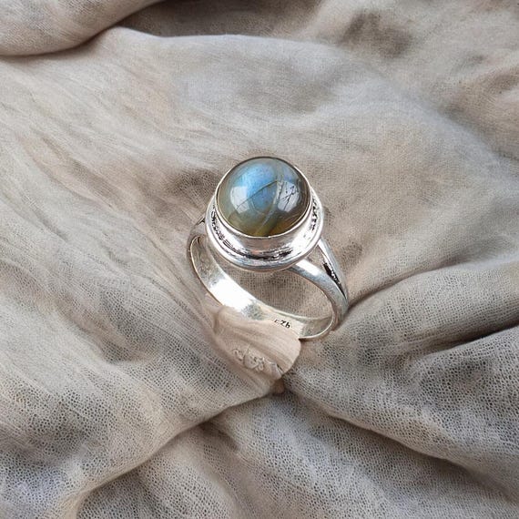 Handmade Labradorite Ring: 925 Sterling Silver Fire Gemstone Jewelry