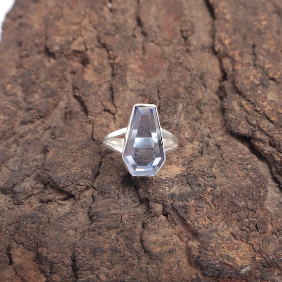 Handmade Tanzanite Ring: 925 Sterling Silver Blue Gemstone Jewelry