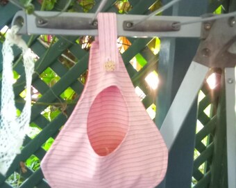 Laundry Peg Bag - great design - digital download. Step-by-step instructions.