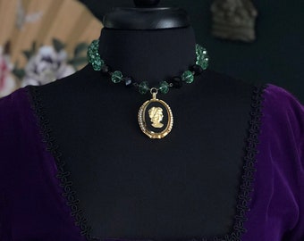 The Queen's Vintage Cameo Beaded Necklace