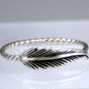 Feather ring, silver feather ring, women, handmade, eco friendly, gift for her, bridesmaid gift, gift, Christmas Gift