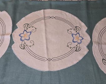 3-częściowe serwetki z haftowanego lnu w stylu vintage z koronkową lamówką