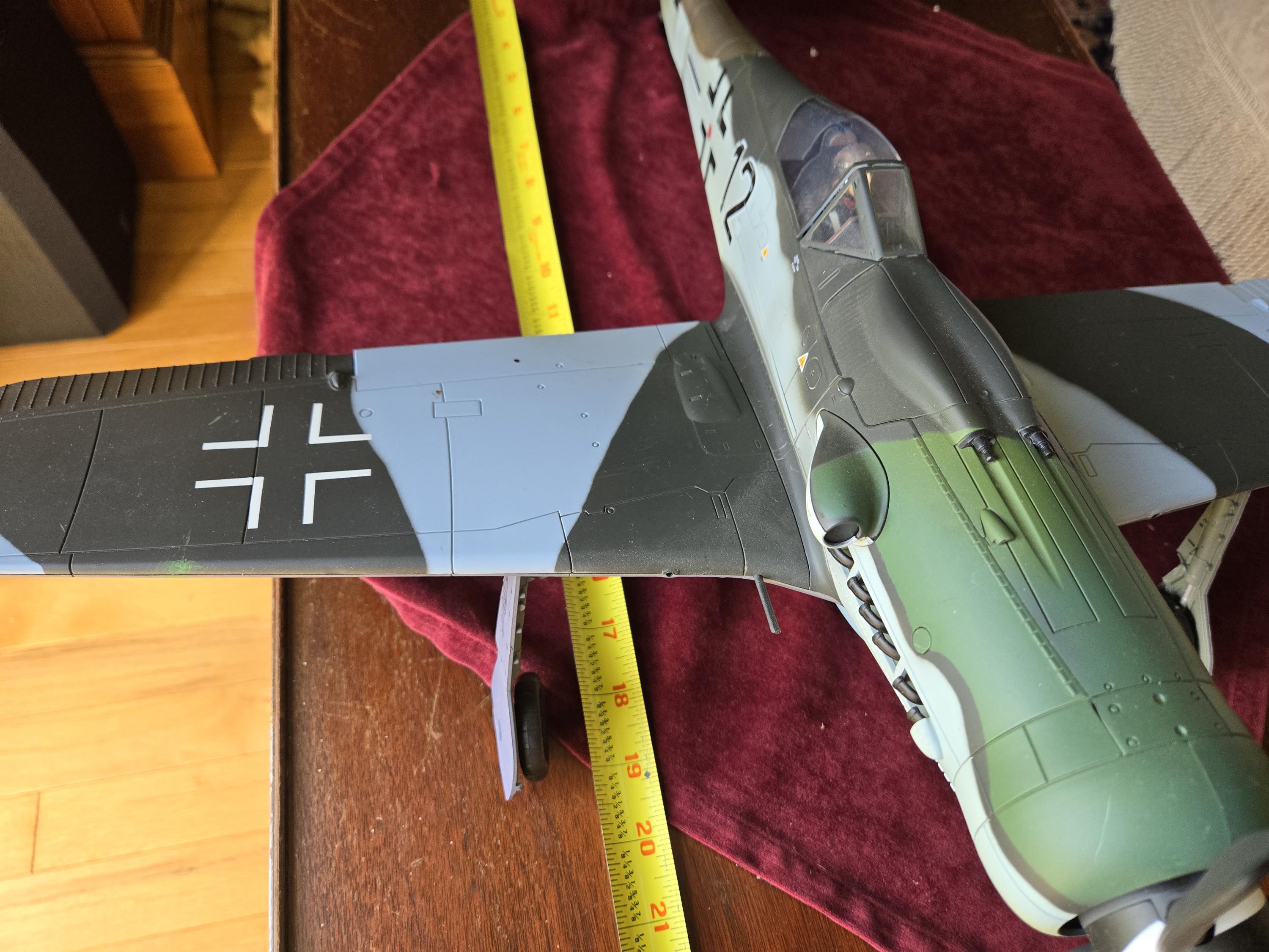1:18 Scale FW190 - WWII Ultimate Soldier 21st Century Toys 1:18 Scale FW190 - WWII Ultimate Soldier 21st Century Toys
