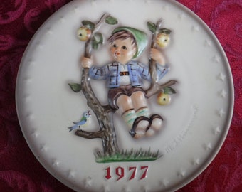 1977 M.J. Hummel 7th Annual Plate, Rodental - West Germany GOEBEL