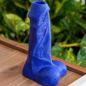 Handgemaakte keramische blauwe vaas | Minimalistisch modern decor | Enkele bloemenvaas | Artistiek woonaccessoire