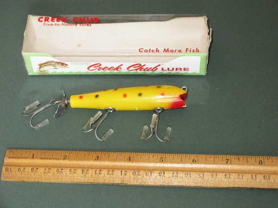 Antique Wooden Fishing Lure Creek Chub Bait Company Spinner Darter