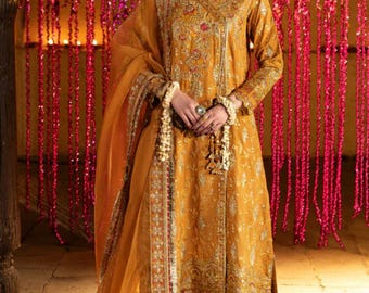 Rohseide Besticktes Kleid | 3 Teiliges Hochzeits-Gast Outfit | Pakistanische indische Partykleidung