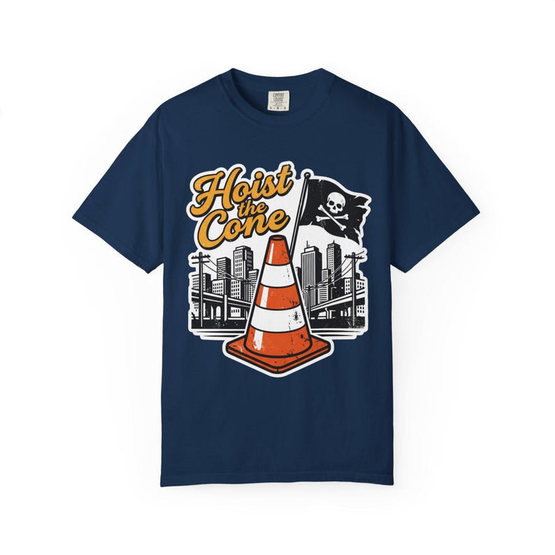 Maglietta grafica Hoist The Cone: maglietta streetwear vintage dai colori confortevoli e lavabili Navy