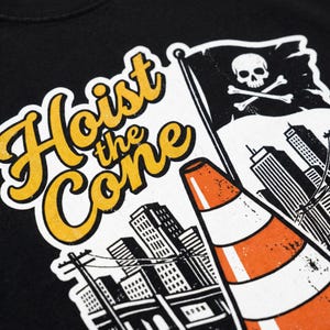 Maglietta grafica Hoist The Cone: maglietta streetwear vintage dai colori confortevoli e lavabili immagine 3