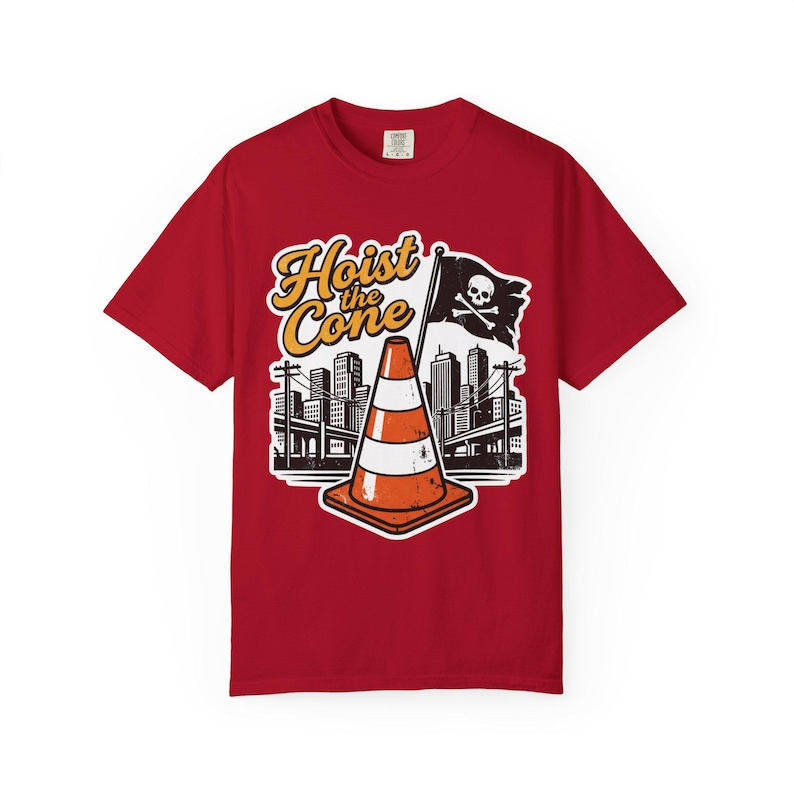 Maglietta grafica Hoist The Cone: maglietta streetwear vintage dai colori confortevoli e lavabili Red