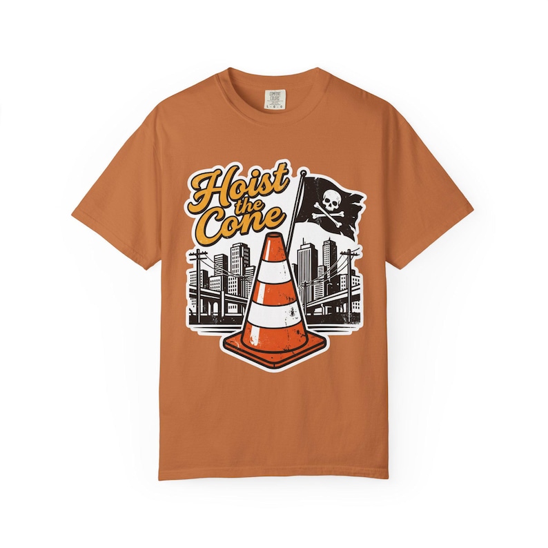 Maglietta grafica Hoist The Cone: maglietta streetwear vintage dai colori confortevoli e lavabili Yam
