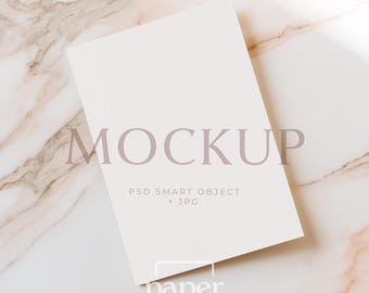 Minimalist Invitation 5x7 Card Mockup, Boho Greeting Card Mockup Template, Marble Table, Smart Object PSD Realistic Paper Texture Stationery