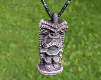 Limitierte Tiki-Halskette – Lucky Tiki Ku – Inspiriert von Vintage-Schmuck von Coco Joes im tropisch-hawaiianischen Tiki-Stil – Stammesanhänger