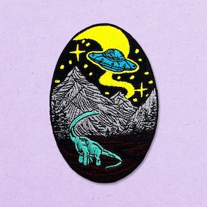 Aufbügelbarer Aufnäher mit außerirdischem Dinosauriermotiv, gestickte Rucksackaufnäher mit Bergmotiv
