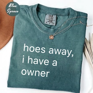 Rolig meme för Gen Z-par, kaotisk Y2K-humor, djärvt uttalande, nyhet, grafisk tee-shirt, gåva