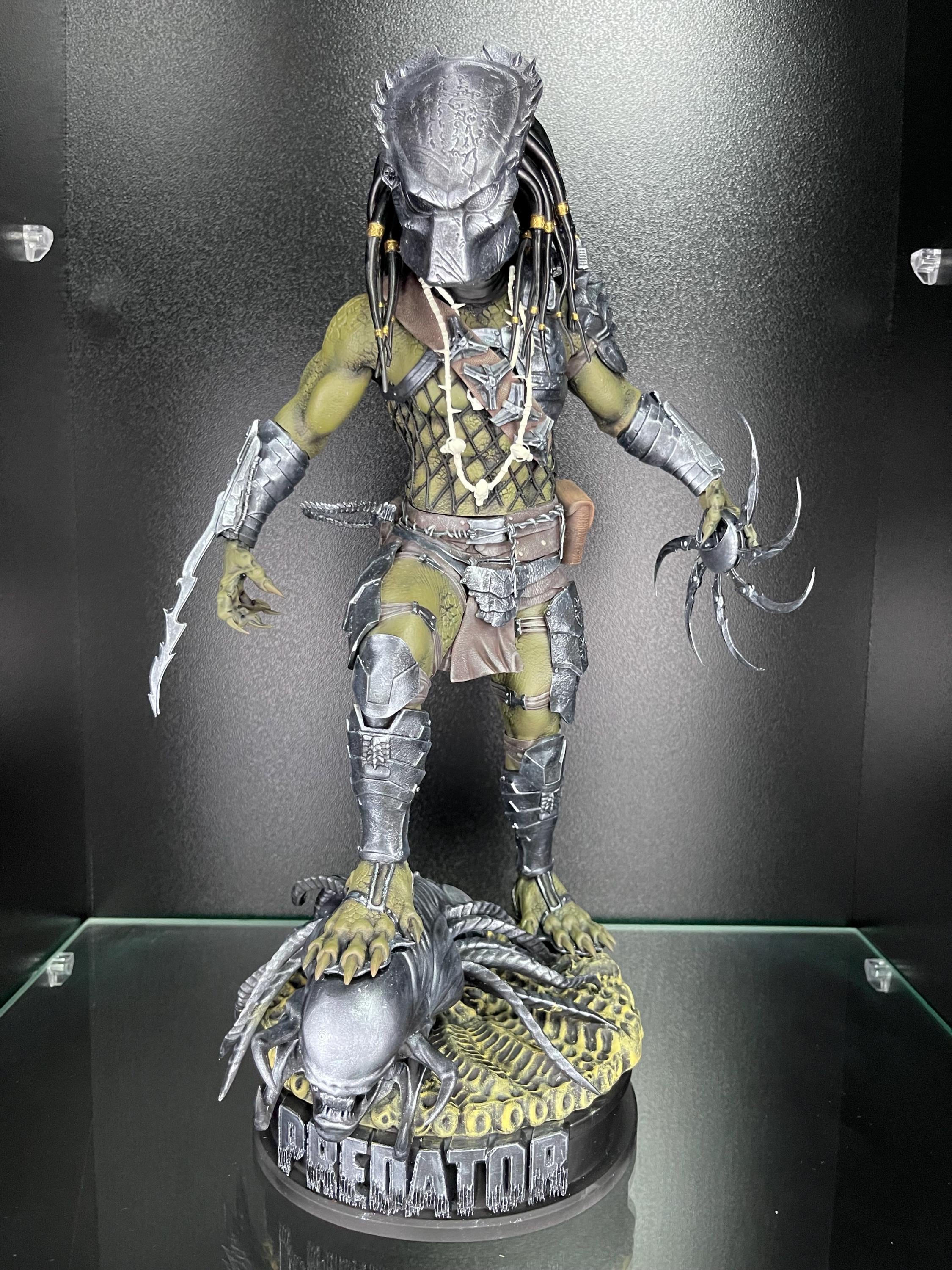 Feral predator figure sculpture - Etsy 日本