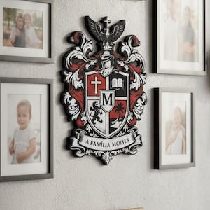 Escudo de armas familiar personalizado - Arte de pared con escudo heráldico personalizado - Placa con el apellido, regalo para mamá y papá - Decoración del hogar estilo madera