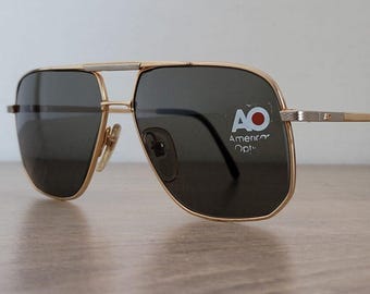 Vintage American Optical 9015 20K Gold Plated Pilot Sunglasses - New Old Stock