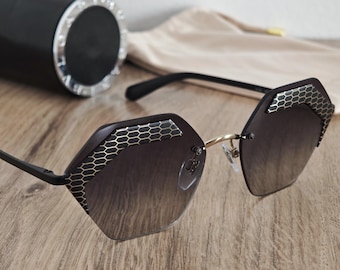 BVLGARI 6103 Women's Rimless Geometric Sunglasses - Black Gradient - MINT