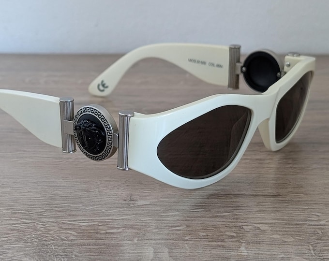 Gianni Versace Vintage Medusa Sunglasses Mod. 618/B Col 85N Made in Italy - 1990s - MINT