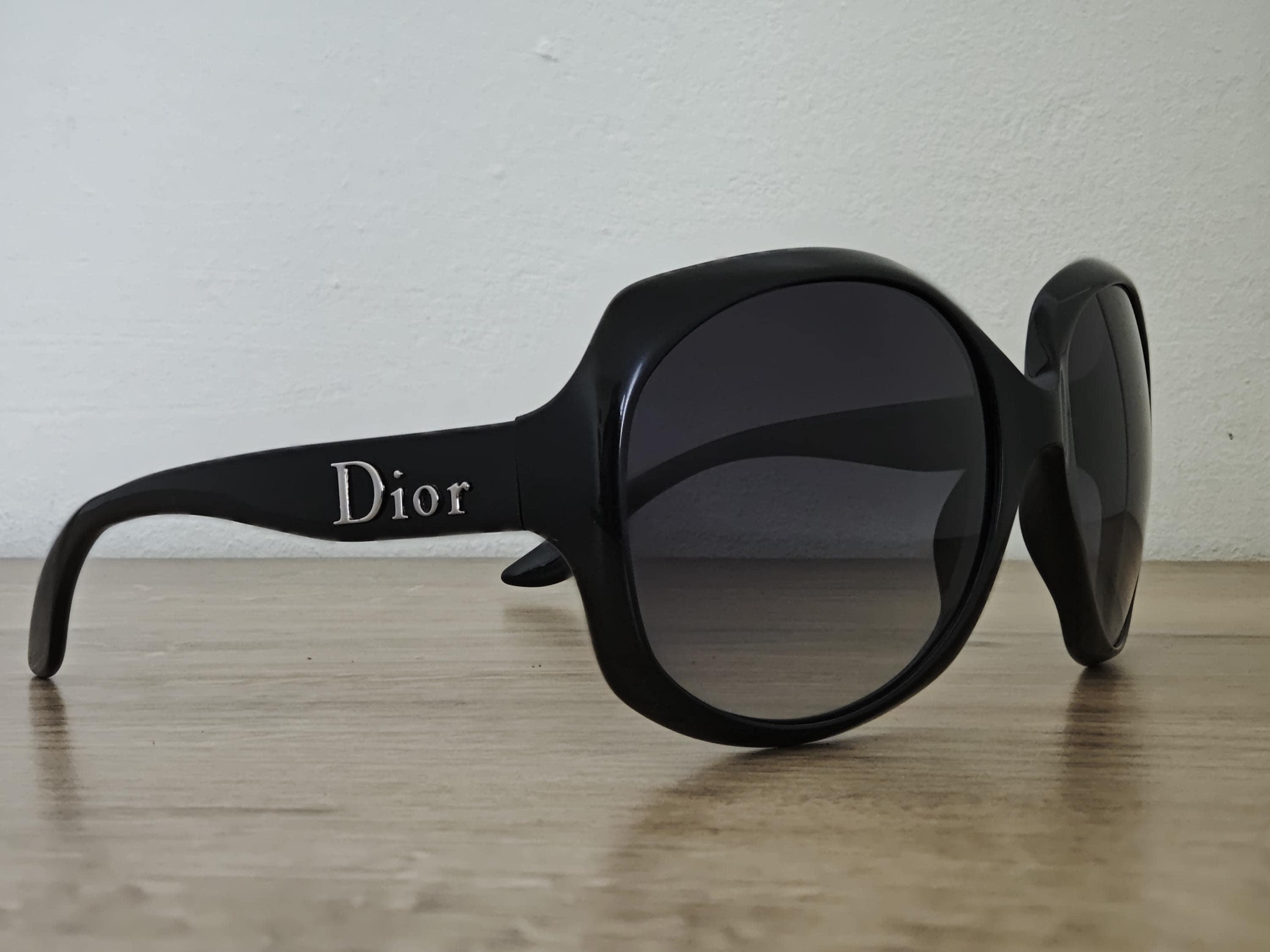 Christian Dior Glossy 1 Black Oversized Sunglasses - C. 2000s