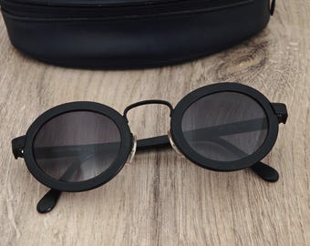 Vintage Giorgio Armani 631 Black Sunglasses Made in Italy - c. 1990s