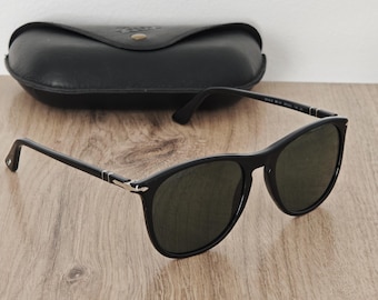 Persol 3314-S Black Acetate Sunglasses Hand Made in Italy - Original Glass Lenses