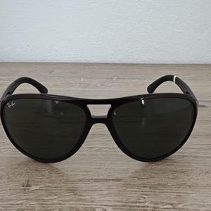 Ray-Ban RB 4090 Aviator Solglasögon Tillverkade i Italien - NOS - Utgången modell bild 4
