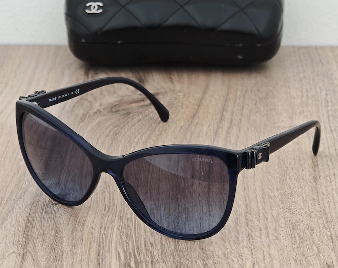 CHANEL 5281-Q Women's Blue Cat Eye Sunglasses - Leather Bow CoCo Mark - RARE