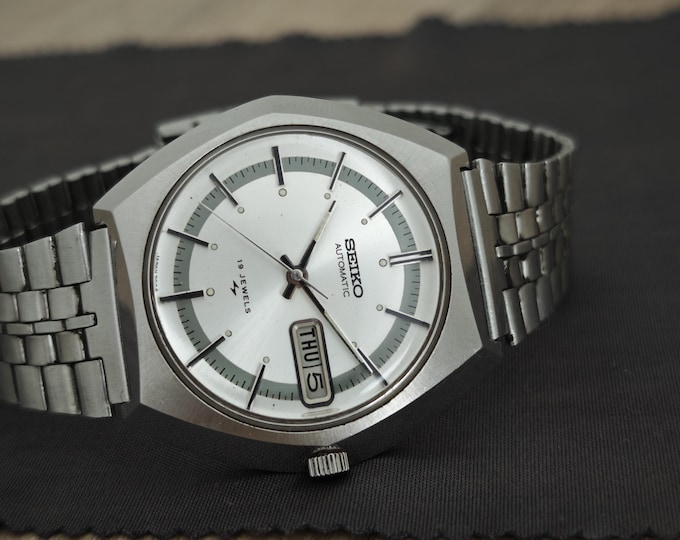 Vintage SEIKO 7006-7180 Automatic Watch - Stainless Steel - Made in Japan - c. 1970s