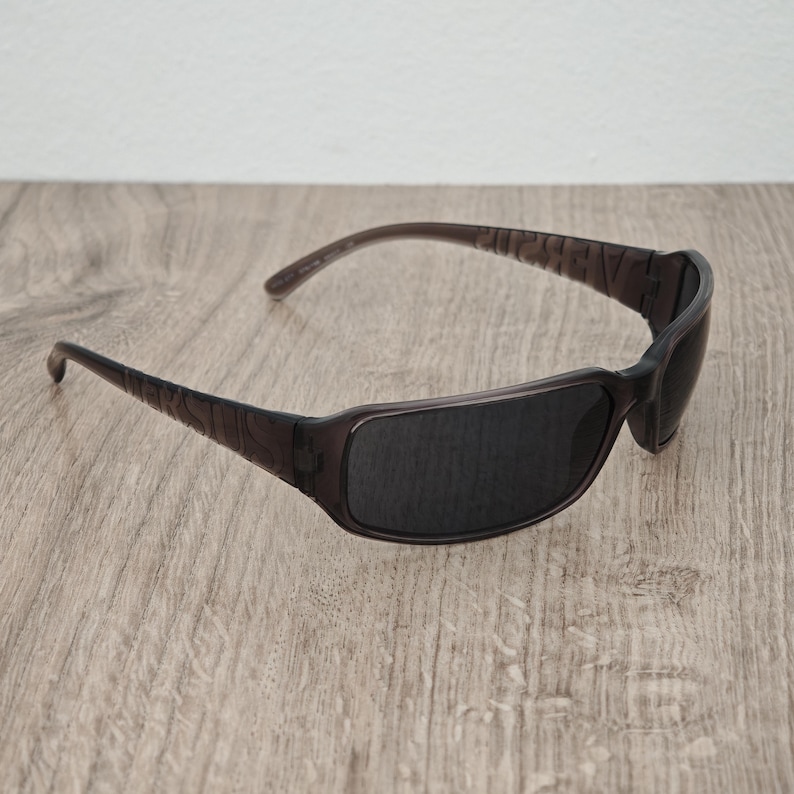 VERSUS Versace Mod. ET7 Gafas de sol envolventes estilo Y2K Fabricadas en Italia imagen 1