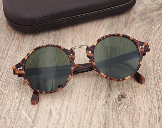 Giorgio Armani 820 107 Round Tortoise Shell Sunglasses Made in Italy - Vintage c. 1990's - Green GA Glass Lenses