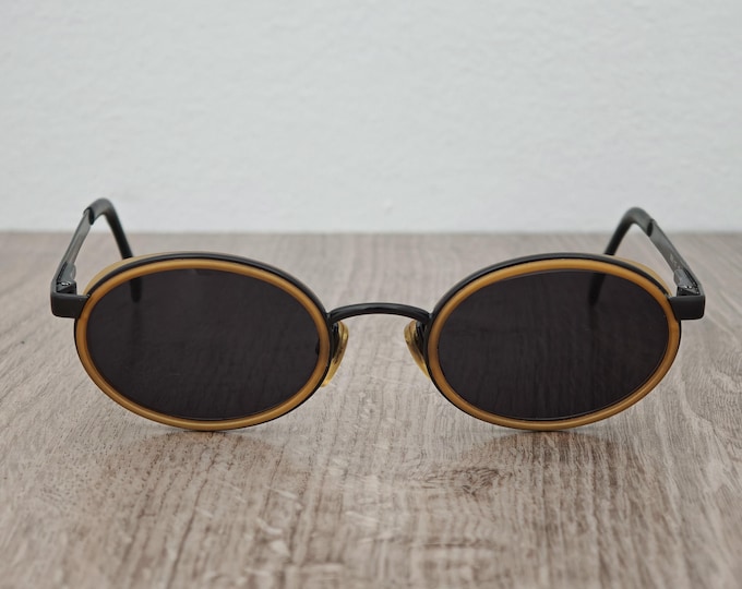 Emporio Armani 085-S Vintage Sunglasses Made in Italy - c. 1990s