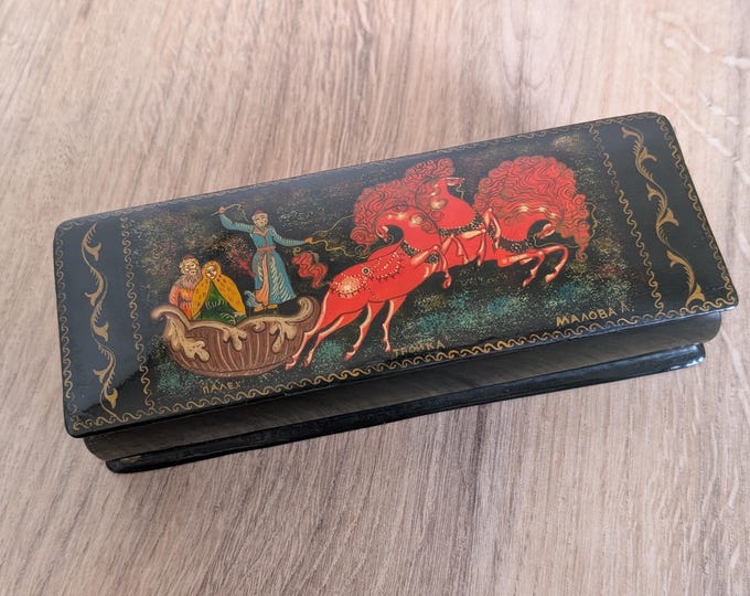 Vintage Russian Lacquered Box Hand Painted Palekh signed Malova