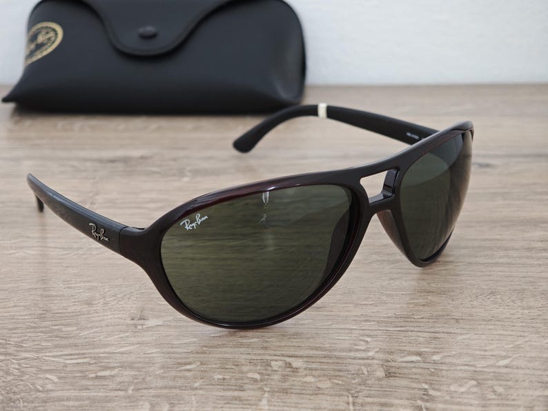 Ray-Ban RB 4090 Aviator Solglasögon Tillverkade i Italien - NOS - Utgången modell bild 1