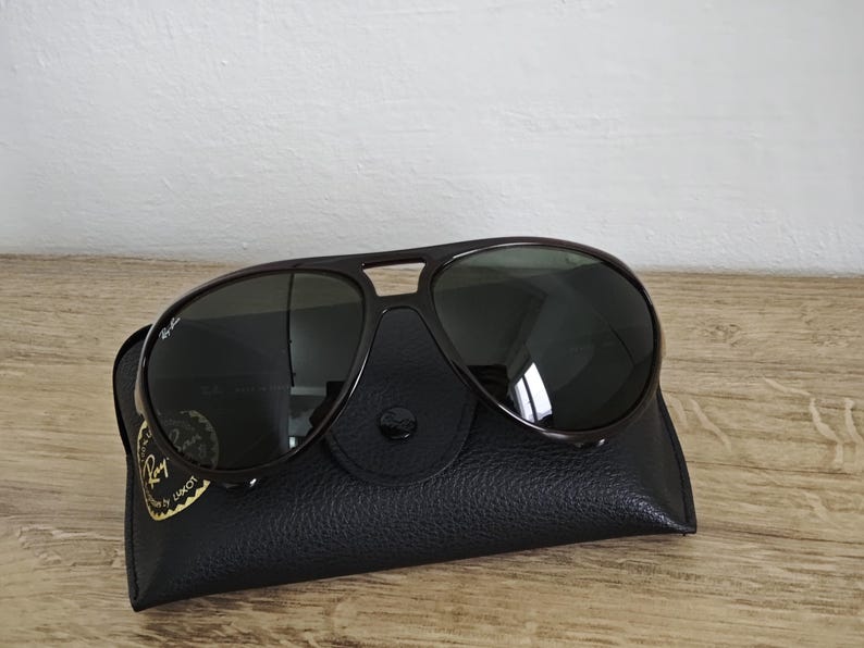 Ray-Ban RB 4090 Aviator Solglasögon Tillverkade i Italien - NOS - Utgången modell bild 5
