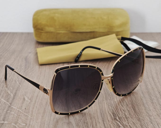 Vintage GUCCI GG 2202 Women's Oversized Sunglasses Made in Italy - c. 1980s - RARE