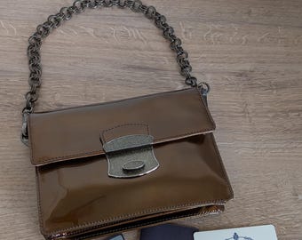 Bolso de hombro de piel Vernice de PRADA con correa de cadena 100% auténtico